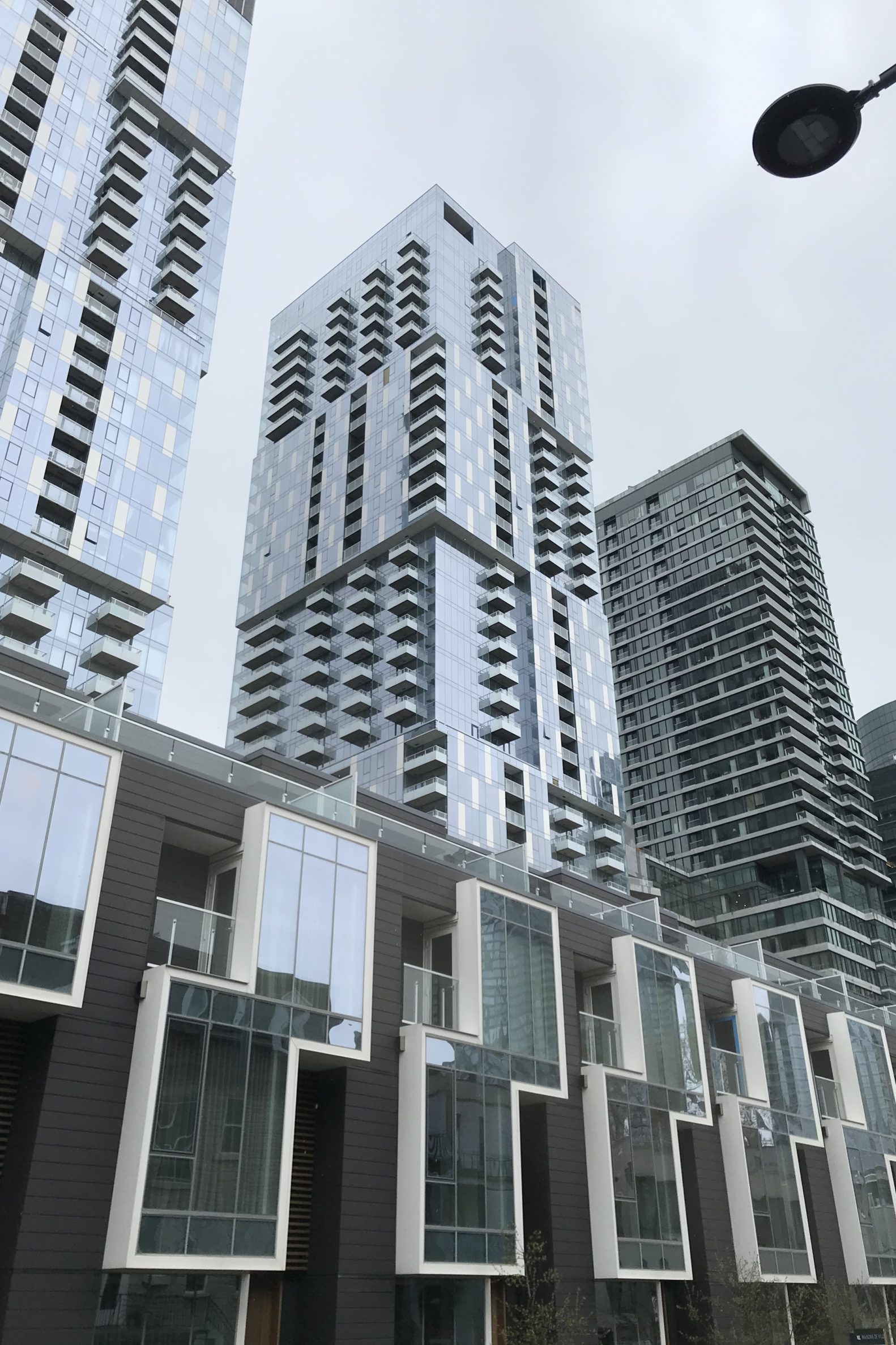 YUL Condos Phase II - Epsylon